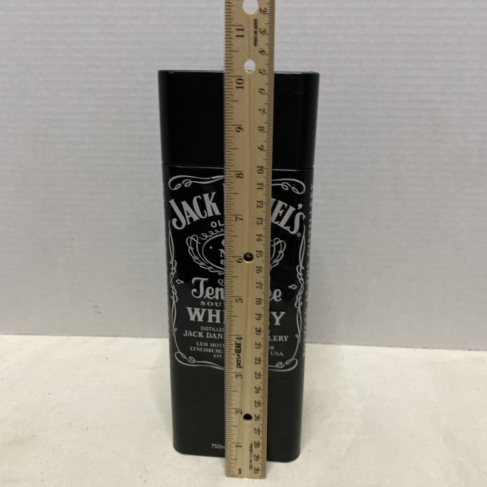 Jack Daniel’s Whiskey Tin Hinged Metal Old No. 7 Storage Man Cave Advertising