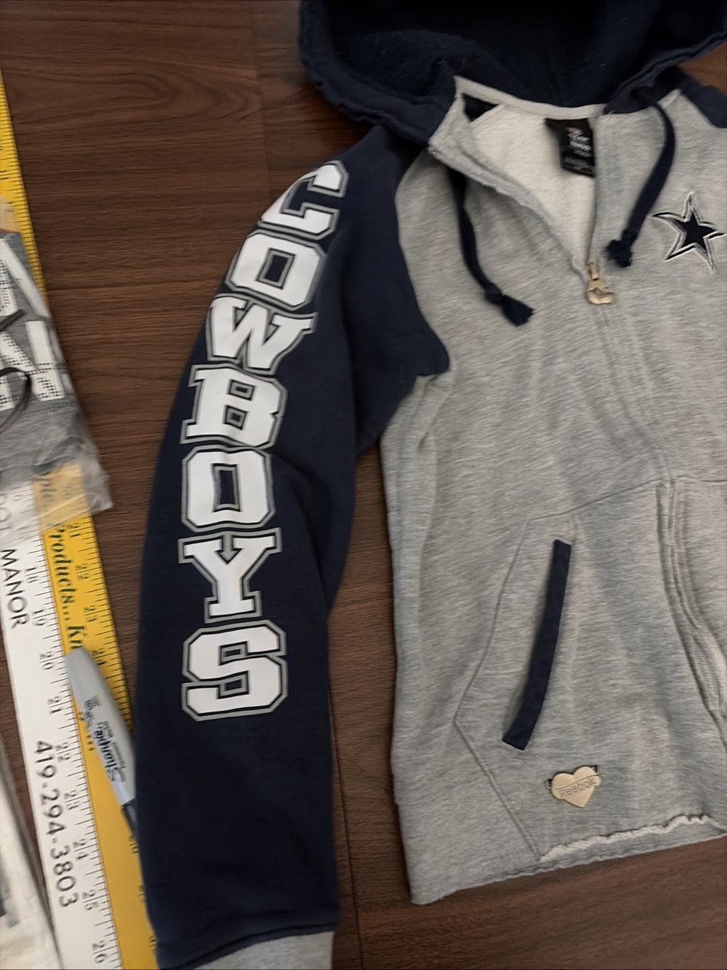 NFL Dallas Cowboys Team Apparel Reebok Women’s Small Sweatshirt Full Zip