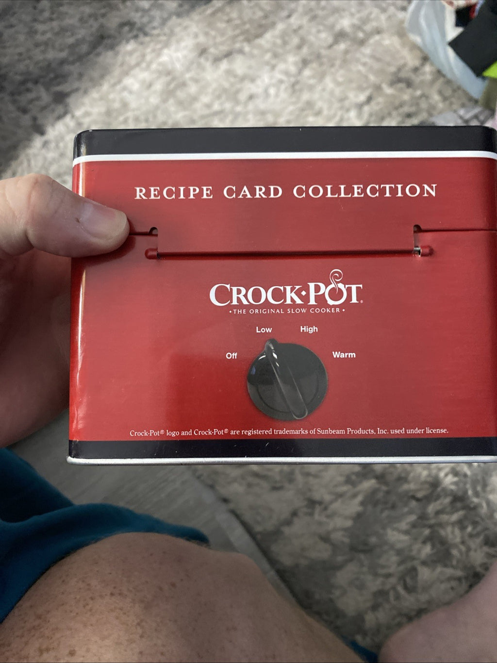 Crock-Pot Recipe Card Collection Tin, * Light Tarnish On Bottom Rim 6.5"x5"*Read