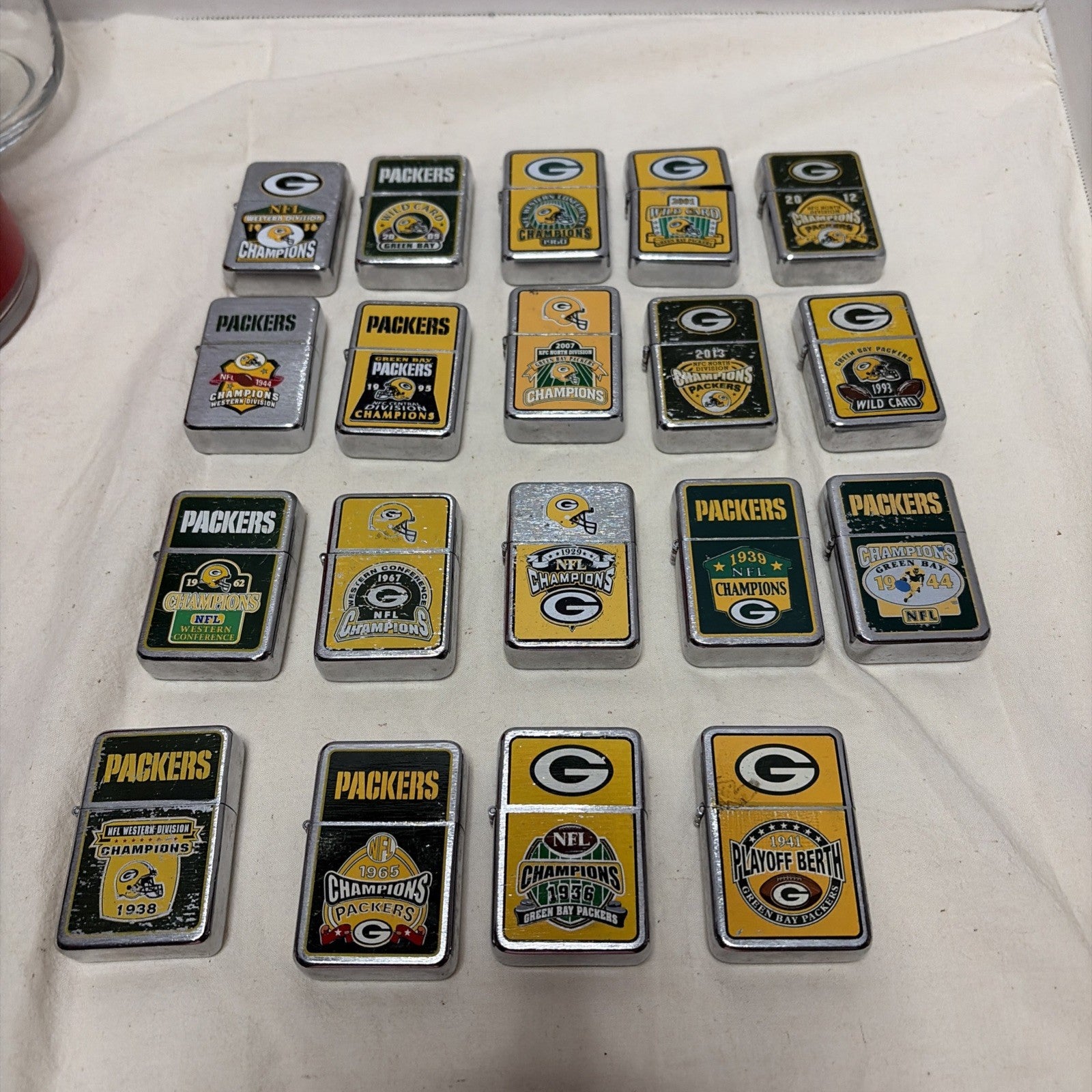 Lot 19 Danbury Mint Green Bay Packers Lighters NFL See Pic For Details