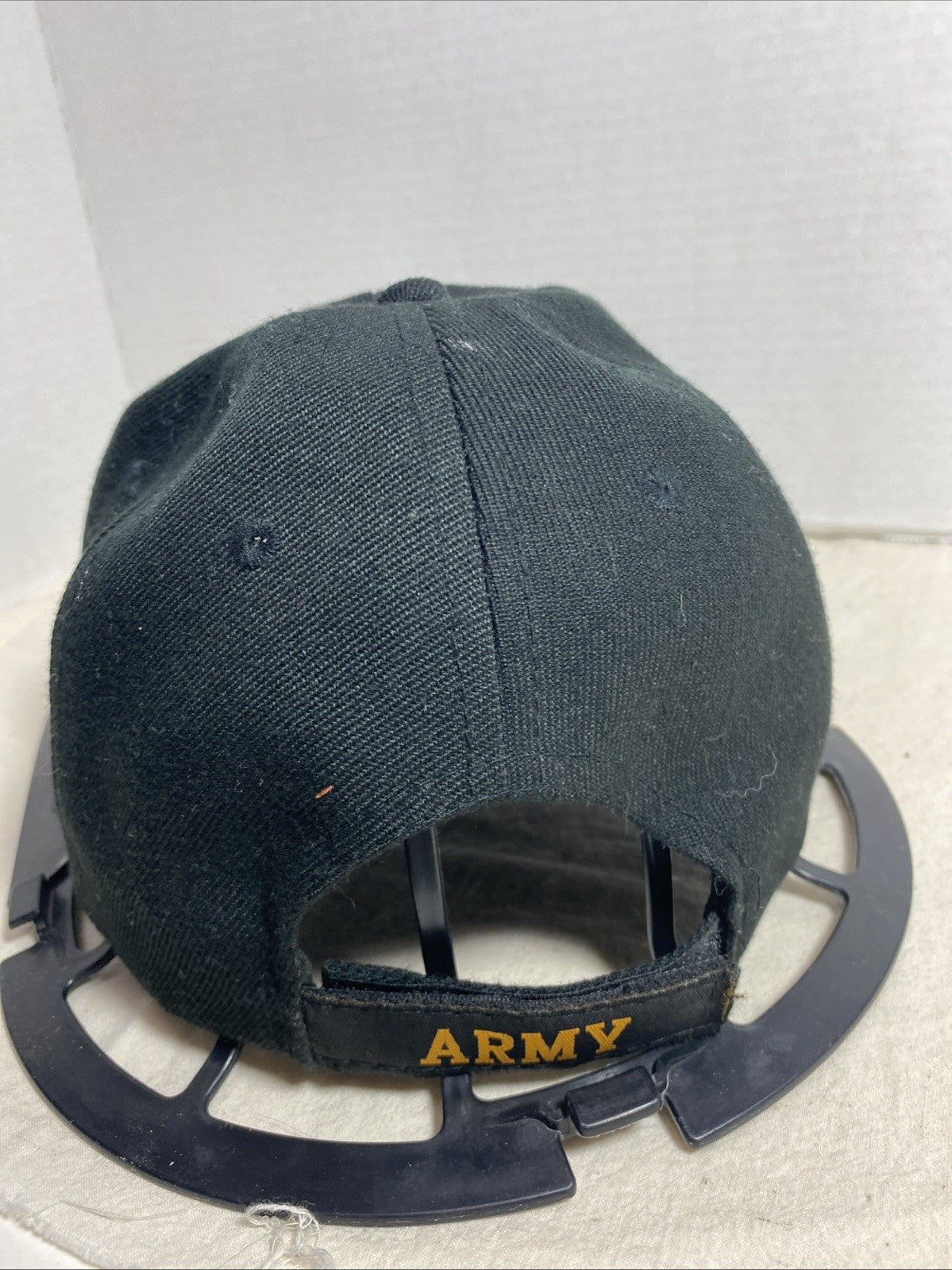 US Army Officially Licensed Star Logo Gold Trim Black Baseball Cap