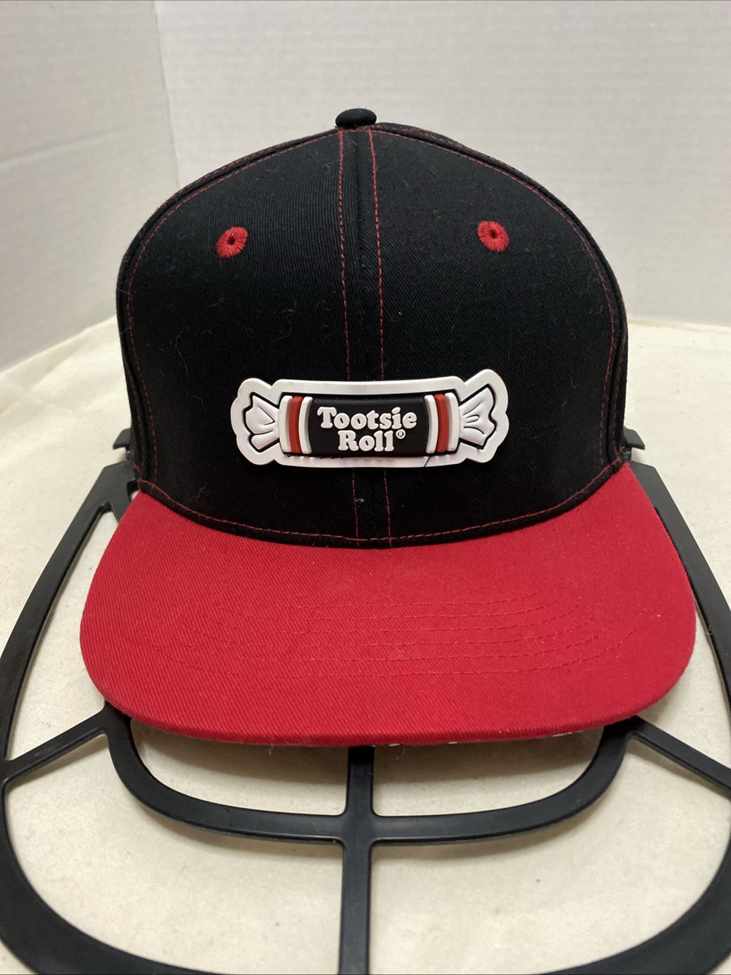 Tootsie Roll Hat Snap Back Brisco Brands 2023 Black/Red Brim Owl How Many Licks