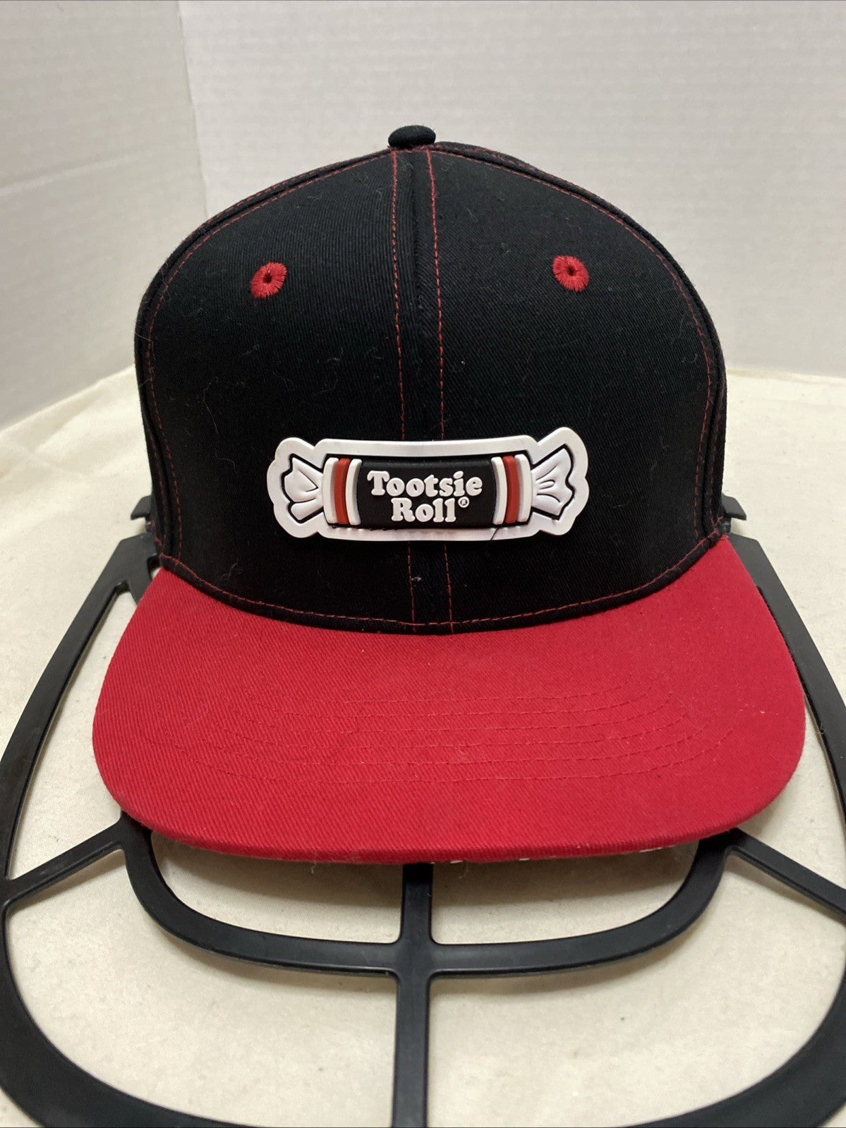 Tootsie Roll Hat Snap Back Brisco Brands 2023 Black/Red Brim Owl How Many Licks