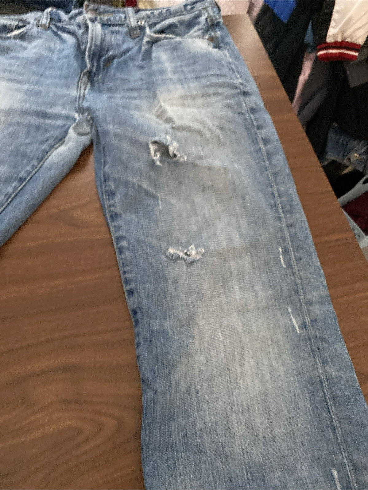 AMERICAN EAGLE Men’s Airflex + Skinny 30x32  Distressed Destroyed Denim  Jeans