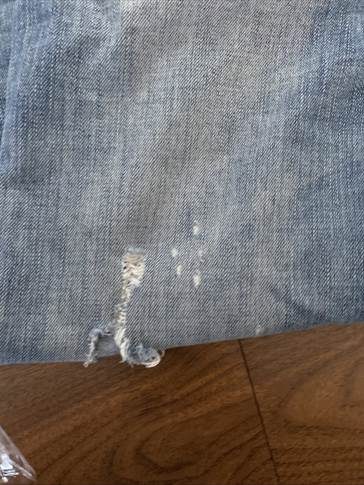 AMERICAN EAGLE Men’s Airflex + Skinny 30x32  Distressed Destroyed Denim  Jeans