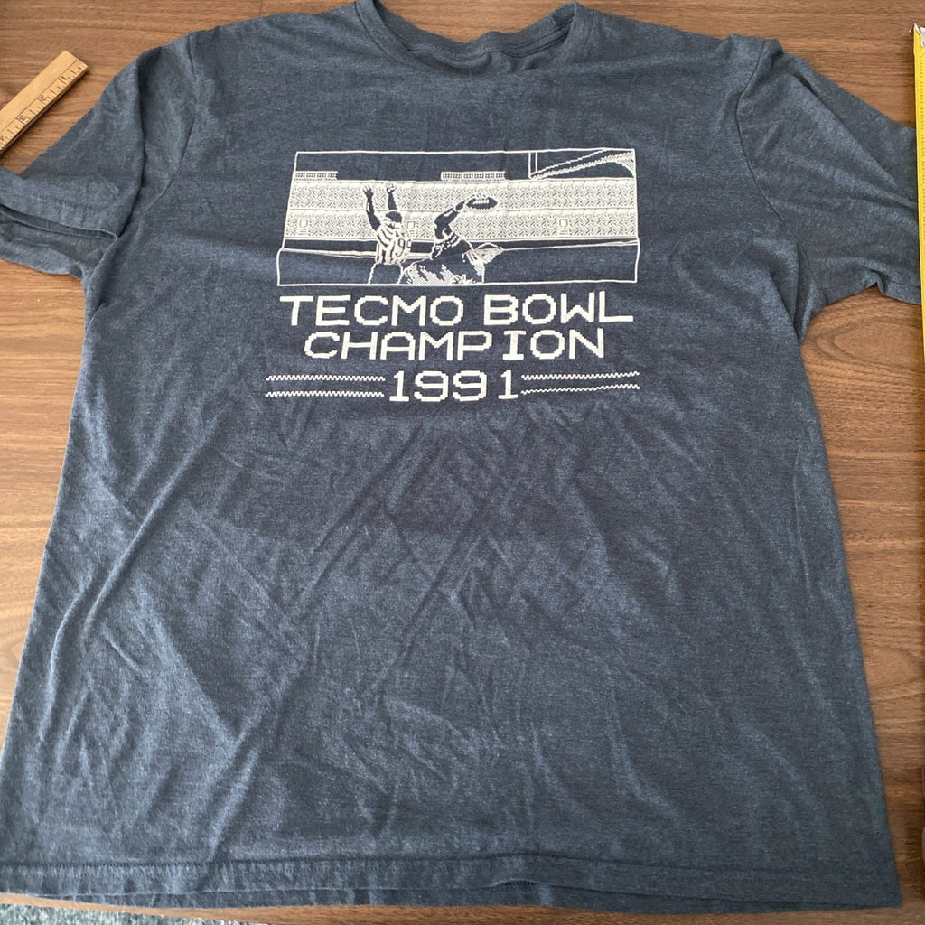 Men’s extra-large tech bow bold championship 1991 T-shirt video 