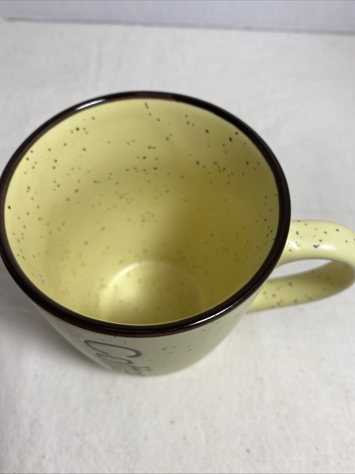 Ceramic Coffee Mug Cream And Black 10 Ounces Excellent Condition