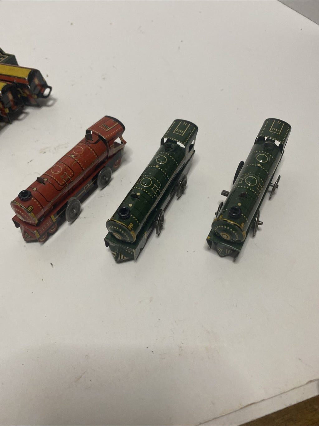 Ranger R.R. Tin Train 10 Cars  3 Engines Please See Pics