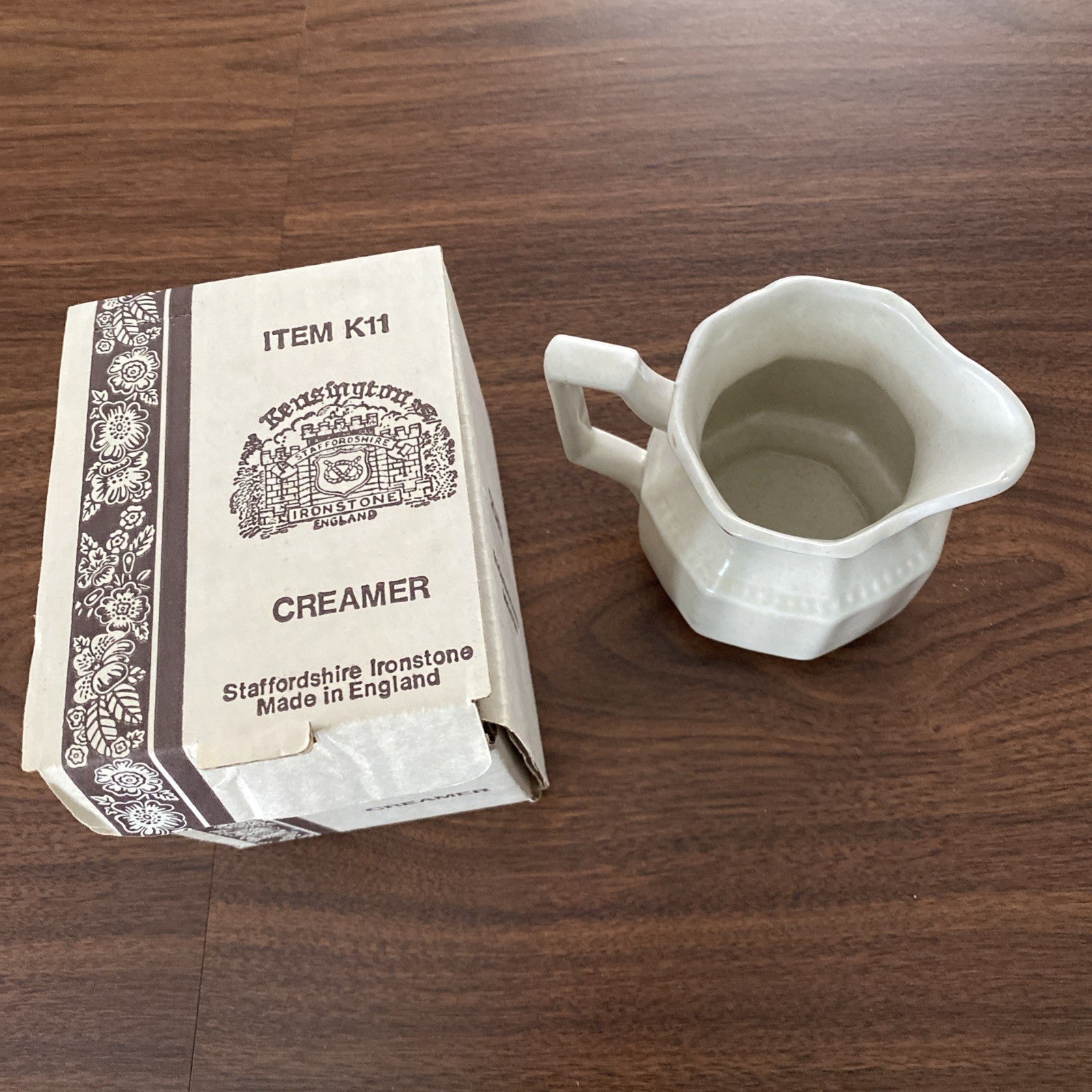KENSINGTON STAFFORDSHIRE ENGLAND IRONSTONE CANTERBURY CREAMER