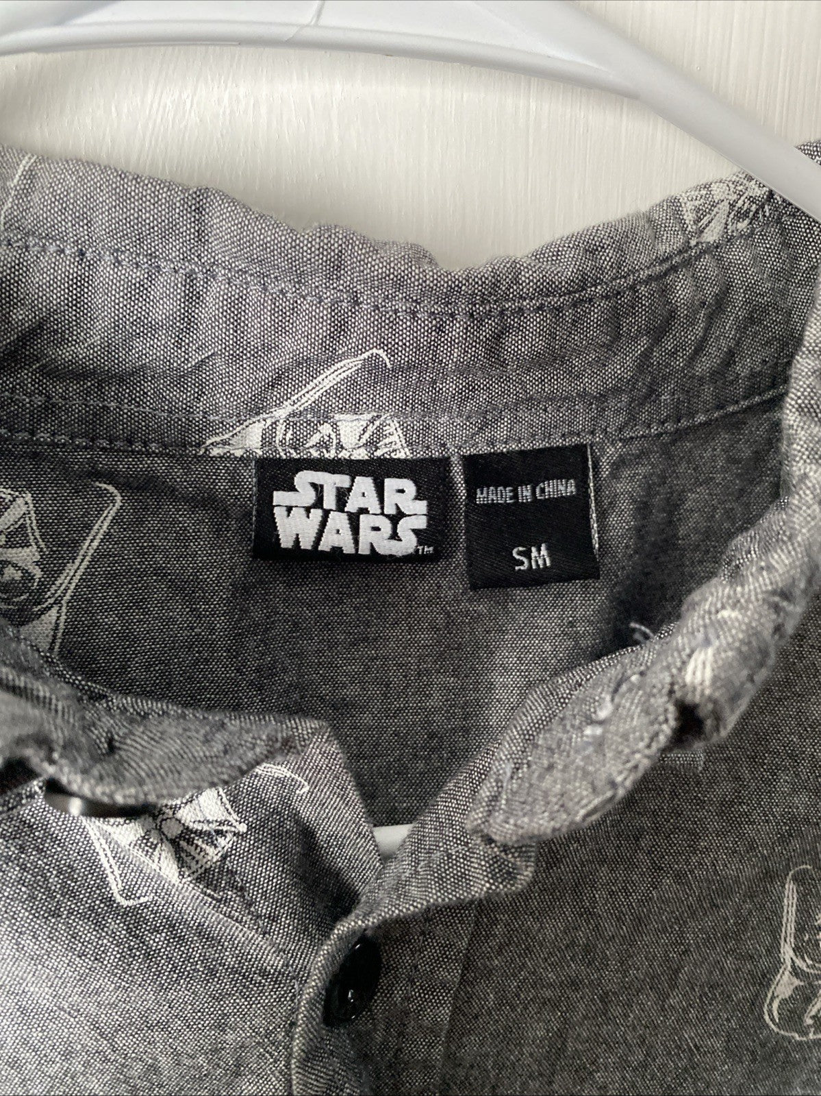 darth vader button up Men’s Small Short Sleeve Gray Shirt