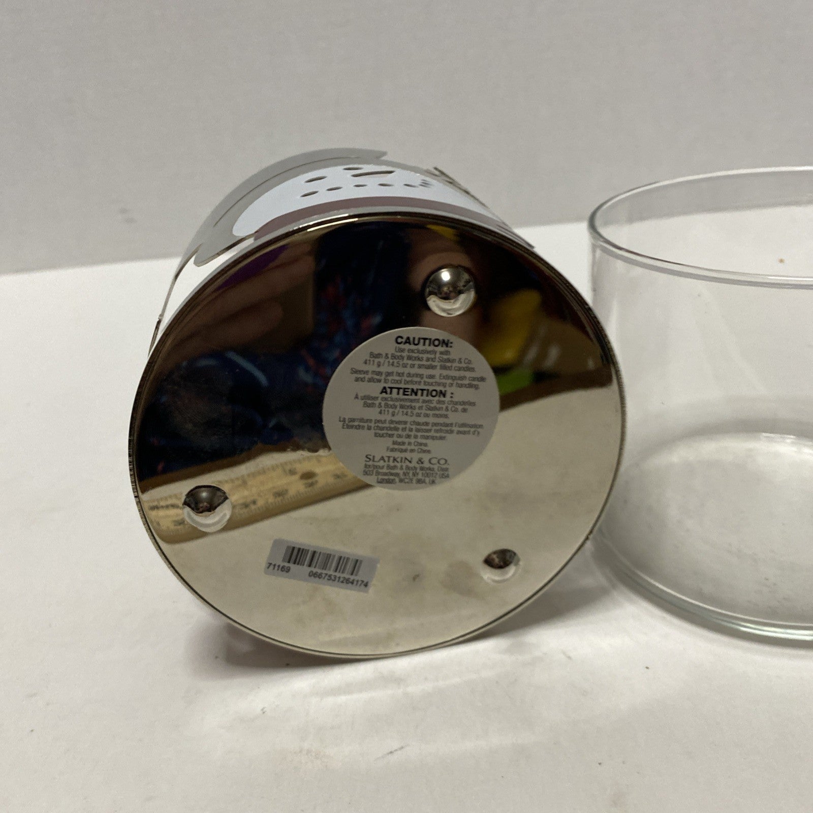 Bath & Body Works 3 Wick 14.5 oz  Candle Holder Silver Red Snowman Slatkin