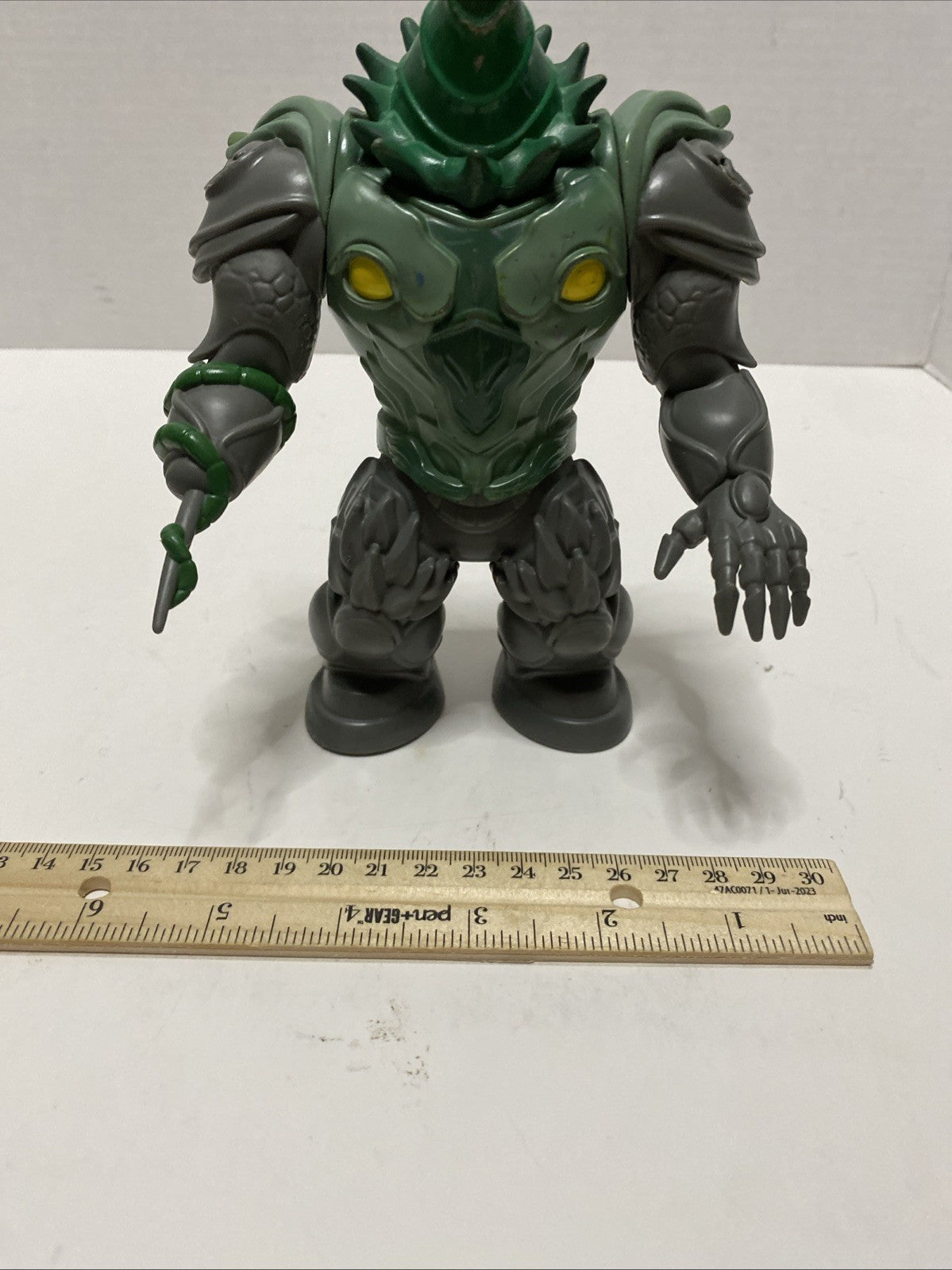 Power Rangers Dino Fury Battle Attackers Shockhorn  7" Action Figure