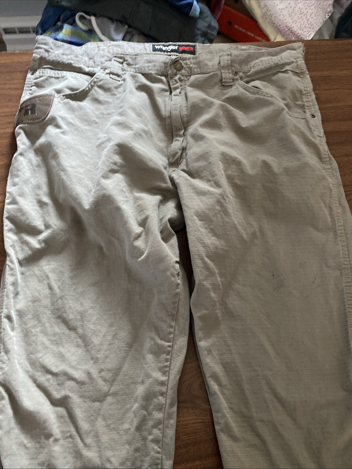Wrangler RIGGS Workwear Pants Mens 40 x 30 Tan/Khaki Cargo