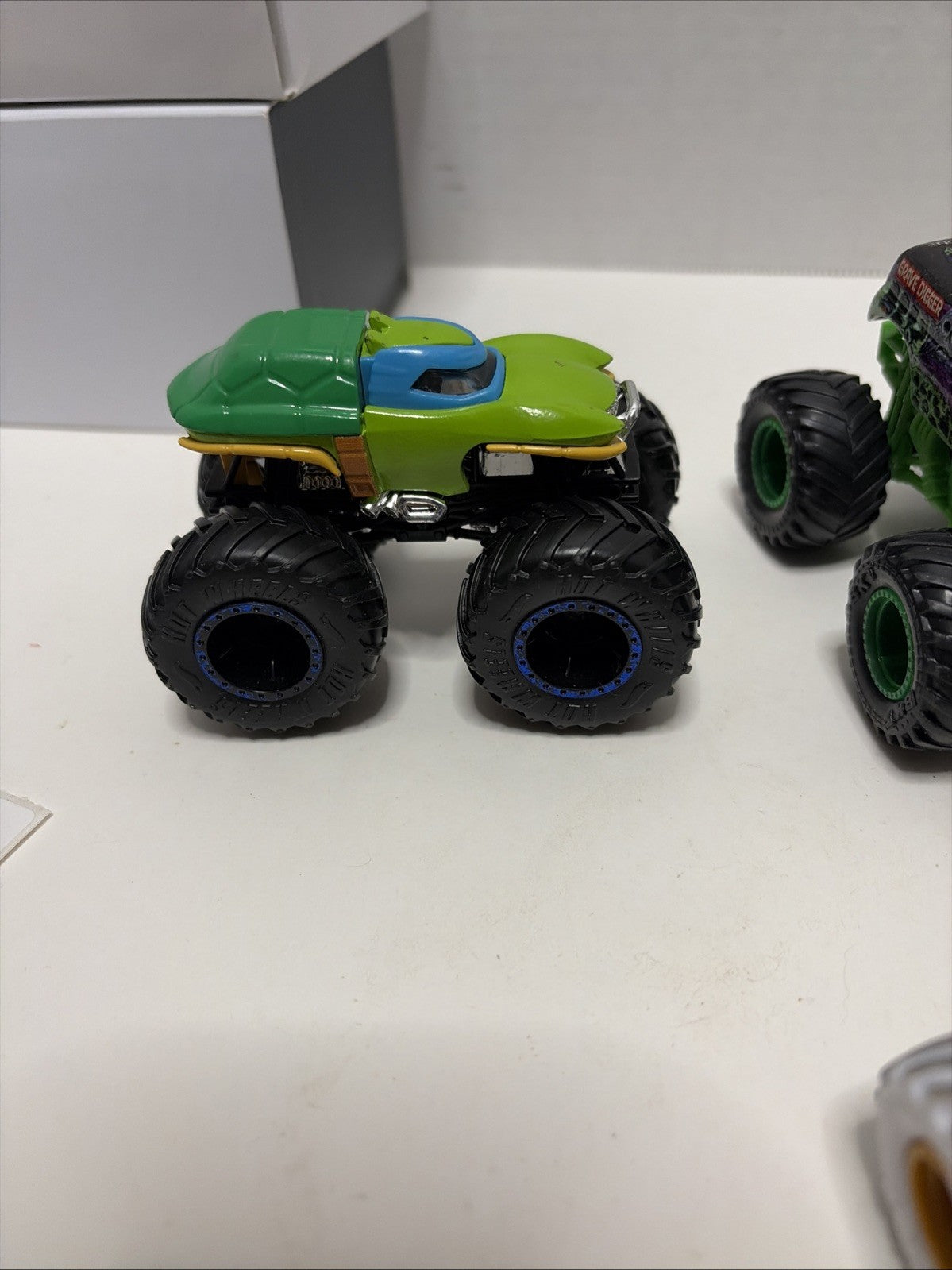 Monster Jam Lot Of 6 Diecast 1:64 Scale Monster Trucks