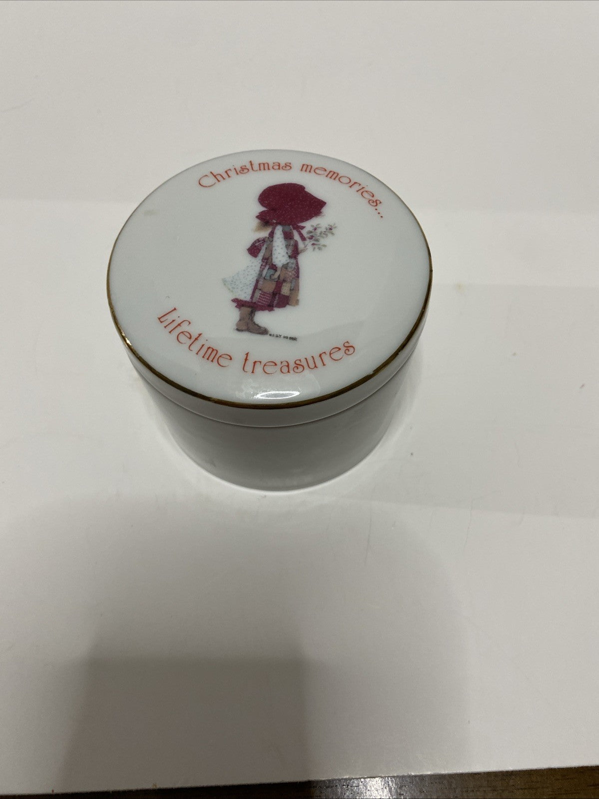 Holly Hobbie 1980 Vintage Trinket Box-Lifetime Treasures Christmas Memories