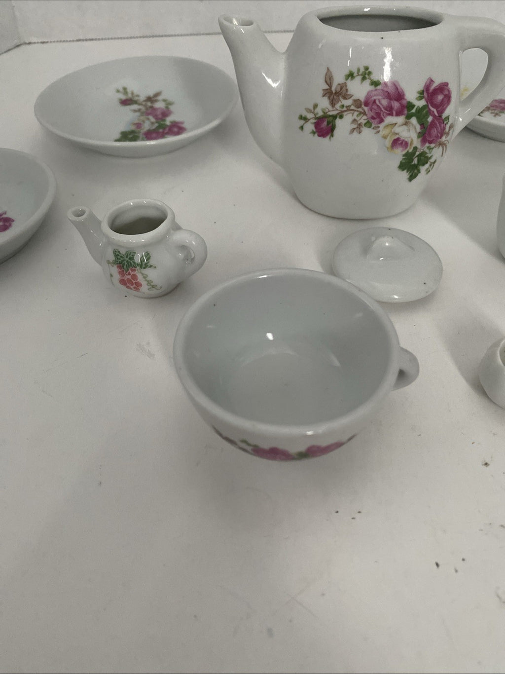 Vintage DOLLHOUSE MINIATURE Floral China Tea Set Mixed Lot