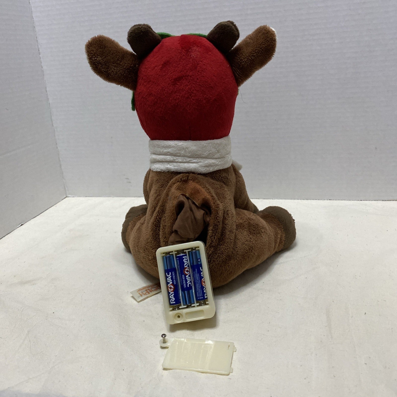 Rudolph The Red Nosed Reindeer Musical With Light Show Spinning Nose ( Works!!)