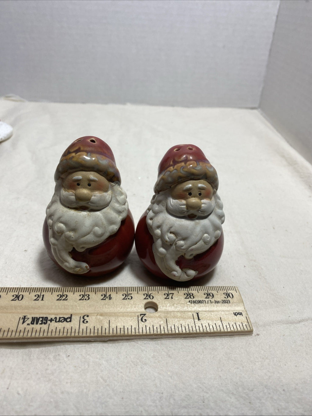 Santa Salt and Pepper Shakers Red Glaze Vintage