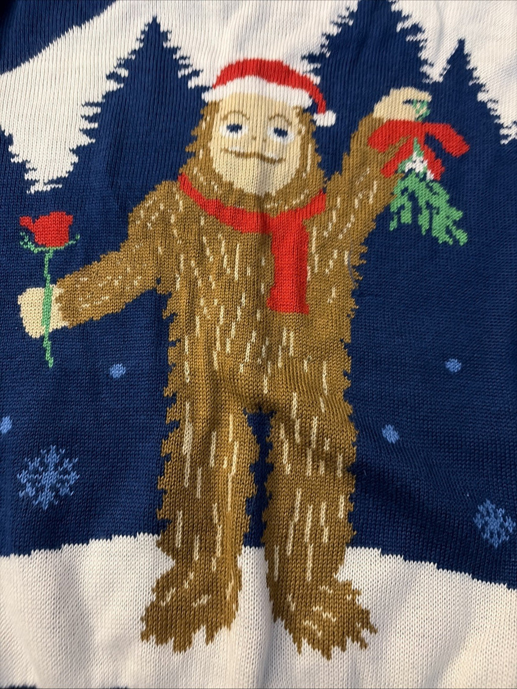 Tipsy Elves Mistletoe Big Foot Sasquatch Ugly Crewneck Christmas Sweater Shirt S