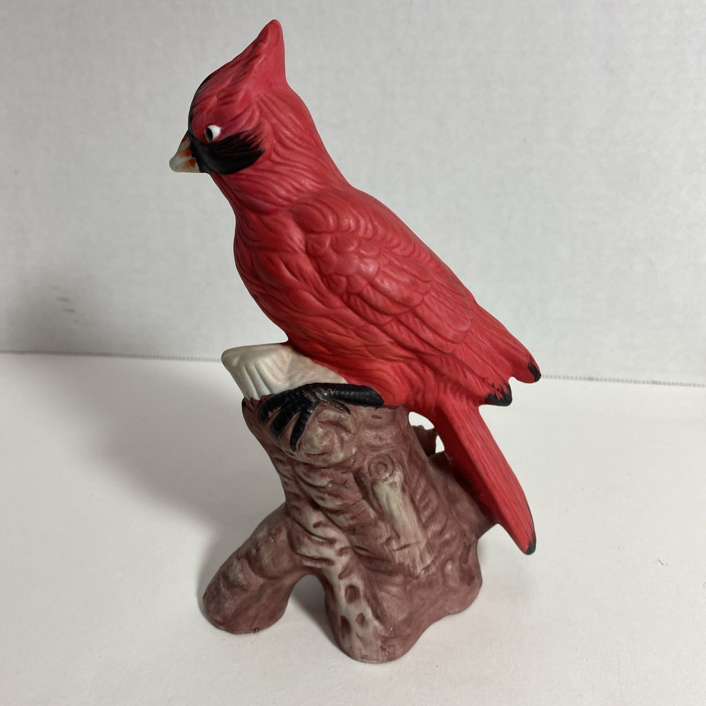 6.75" Tall Cardinal Figurine: Handpainted: Made in Taiwan: NO CHIPS