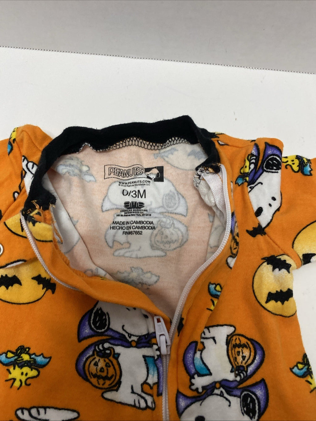 Peanut’s Snoopy Halloween Pajamas/Playsuit Size 0/3 Months