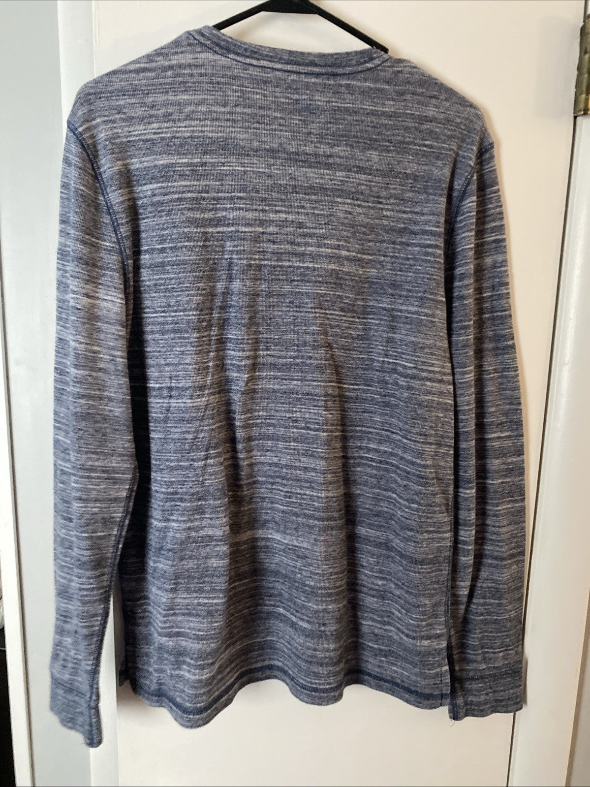 American Eagle outfit outfitter active flex size medium men’s long sleeve gray s