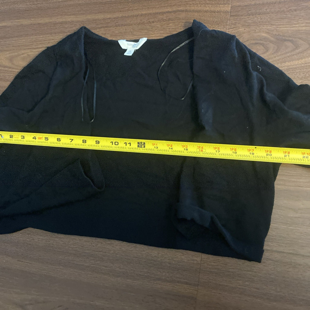 Tara and Skye women’s 14 W sweater midriff cut long sleeve black
