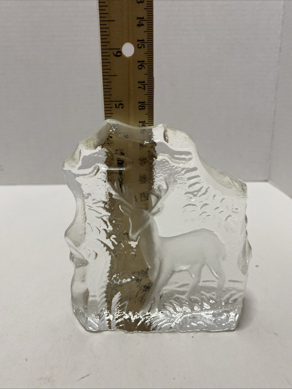 Vintage Clear Glass Deer Paperweight Sculpture 4”x5” Etched Forrest Scene