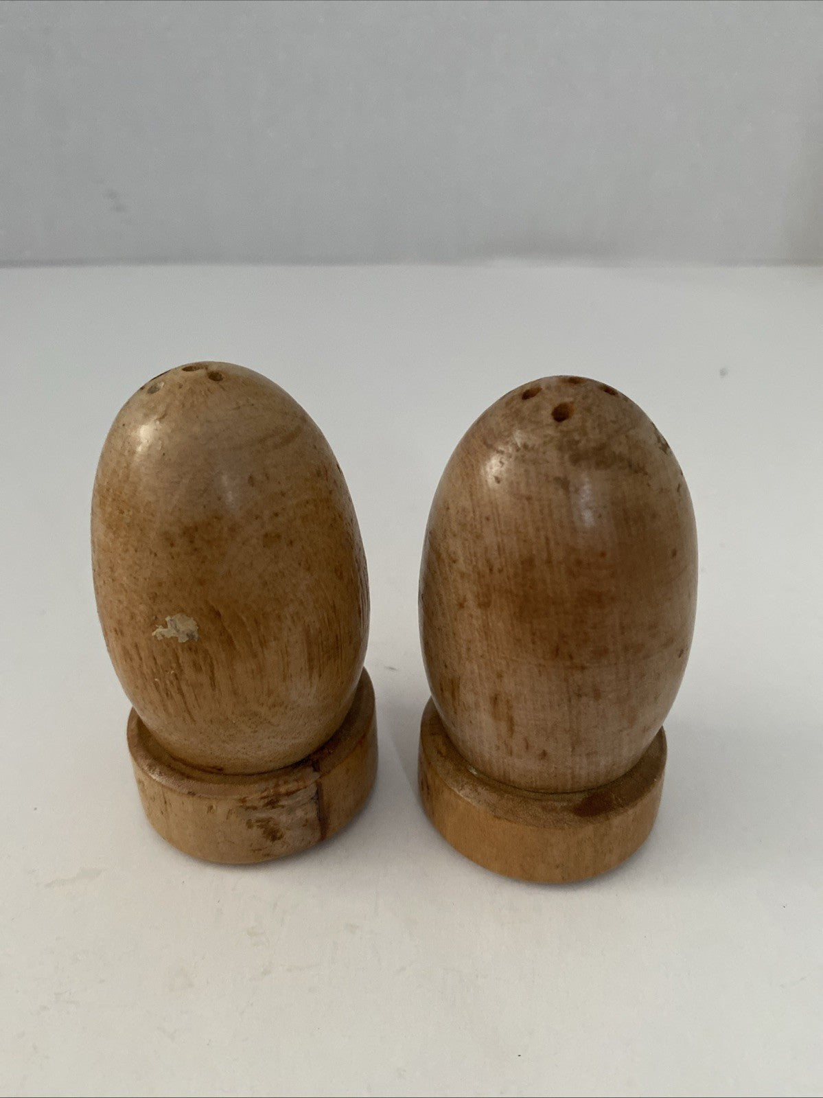 Vintage Humpty Dumpty Wood Wooden Souvenir Salt and Pepper Shakers 