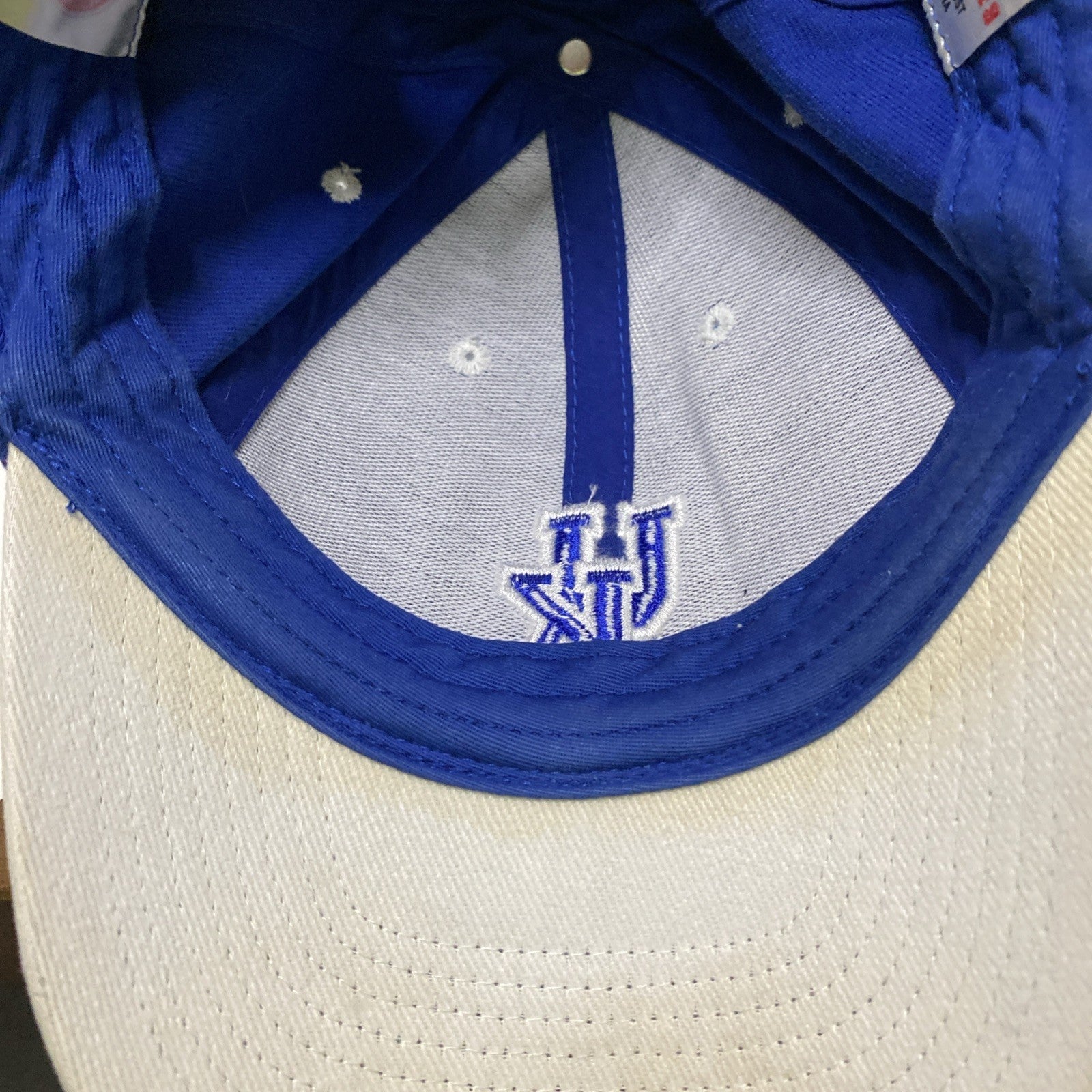 Kentucky Wildcats Cap Adjustable Structured Team Hat Licensed C- Signature