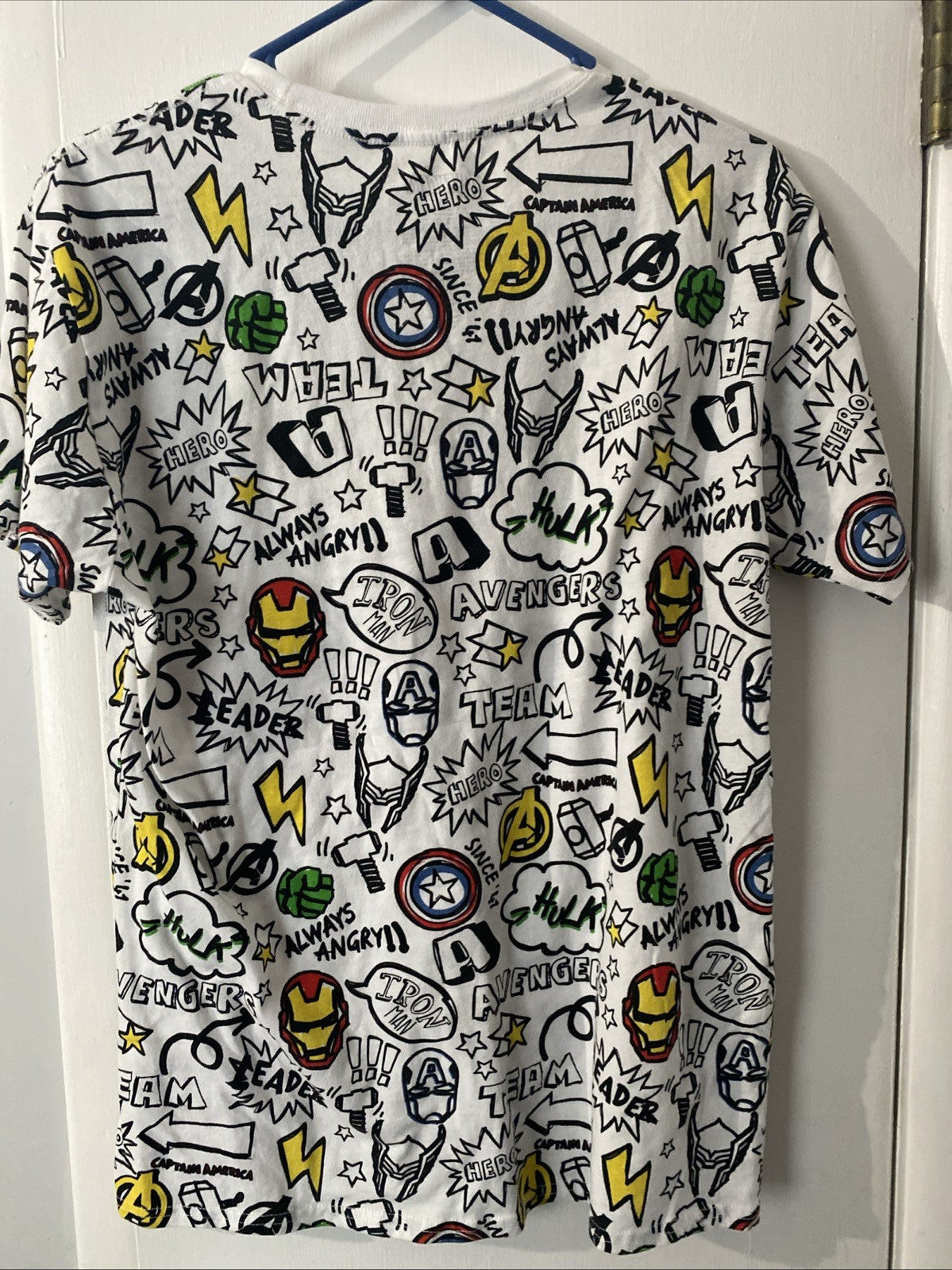 Marvel Avengers T Shirt Size Medium