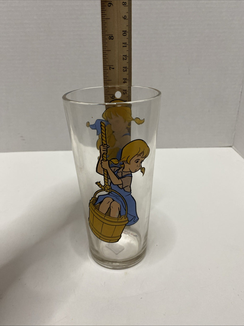 Walt Disney Penny 1977 The Rescuers Pepsi 6 in Drinking Glass White Letters