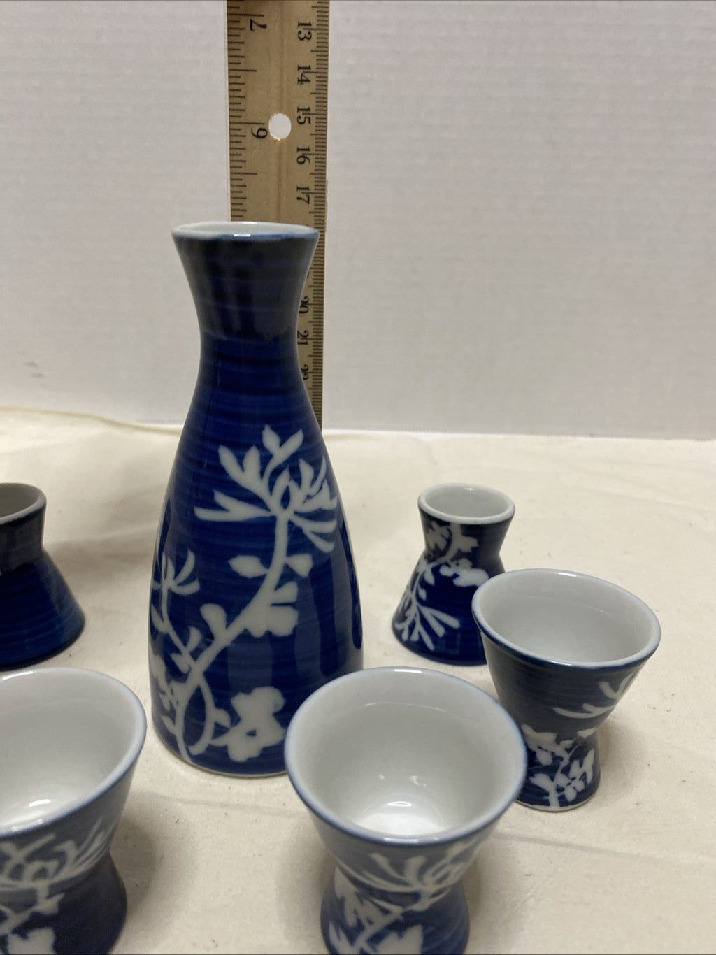 Japanese Blue & White Ceramic Saki Pitcher & 6 Saki Cups Set