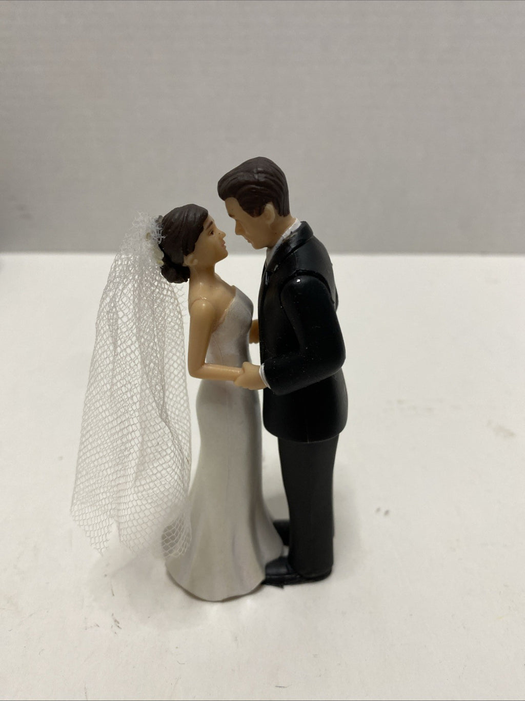 Wedding Bride and Groom Newlywed Cake Topper Love Reception