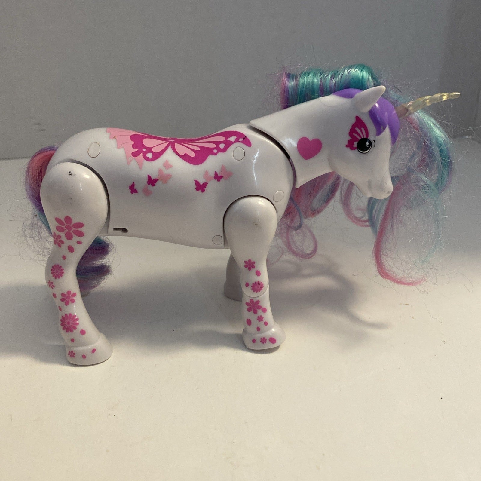 Unicorn rainbow  Horse Figure white pink butterflies lights working movement