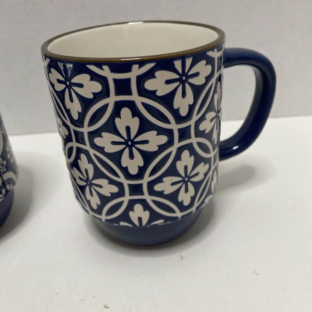 Boston Warehouse Set of 4Blue Print on White Stackable Coffee Mugs