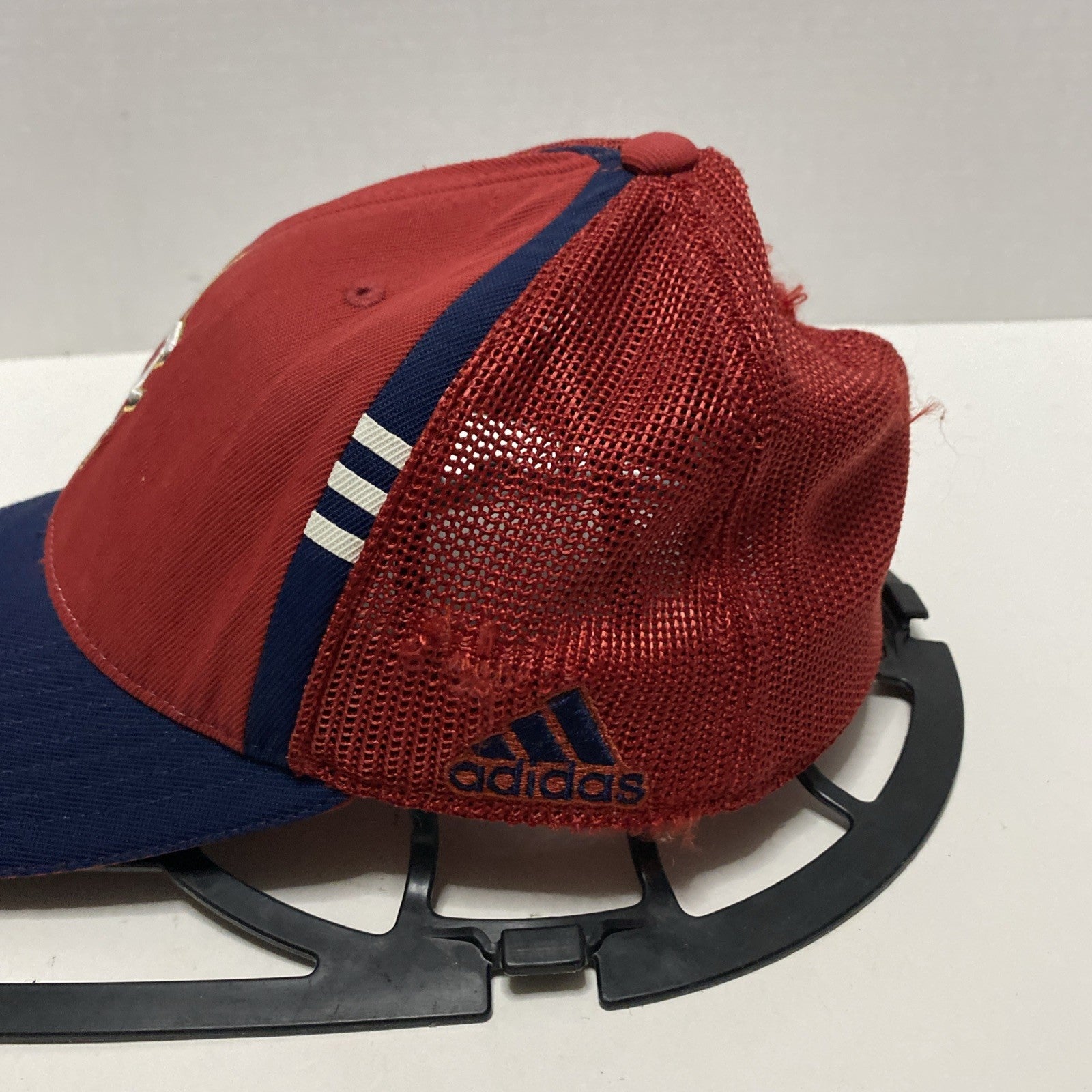 ADIDAS CLEVELAND CAVALIERS  mesh HAT one size fits all New Please see pictures.