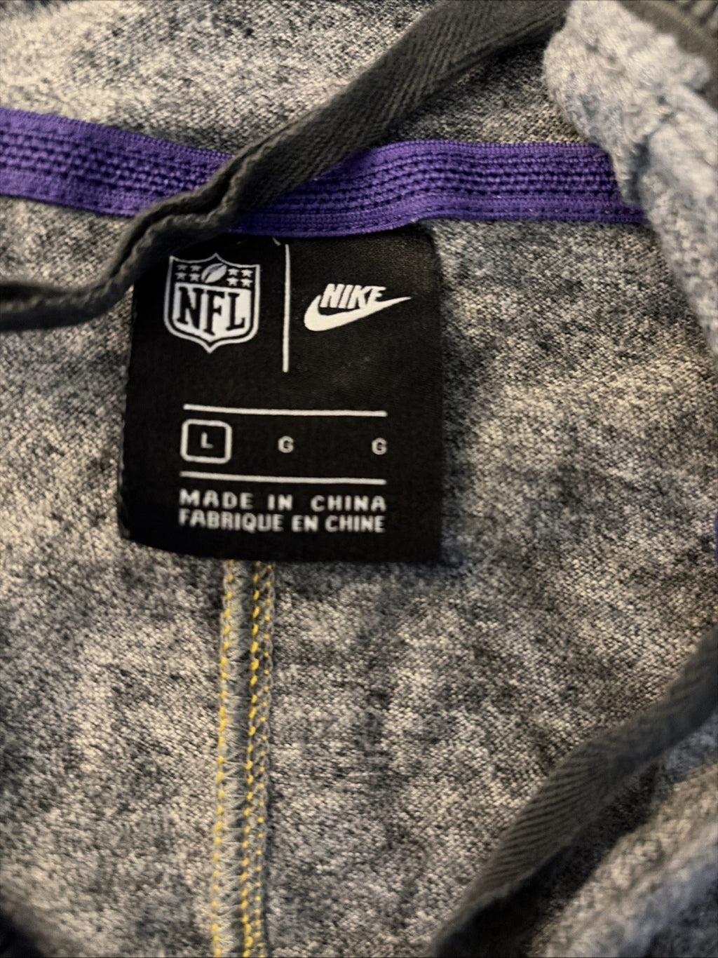 Nike Men’s Large Lightweight Front Zip Hoodie NFL Minnesota Minnesota Vikings
