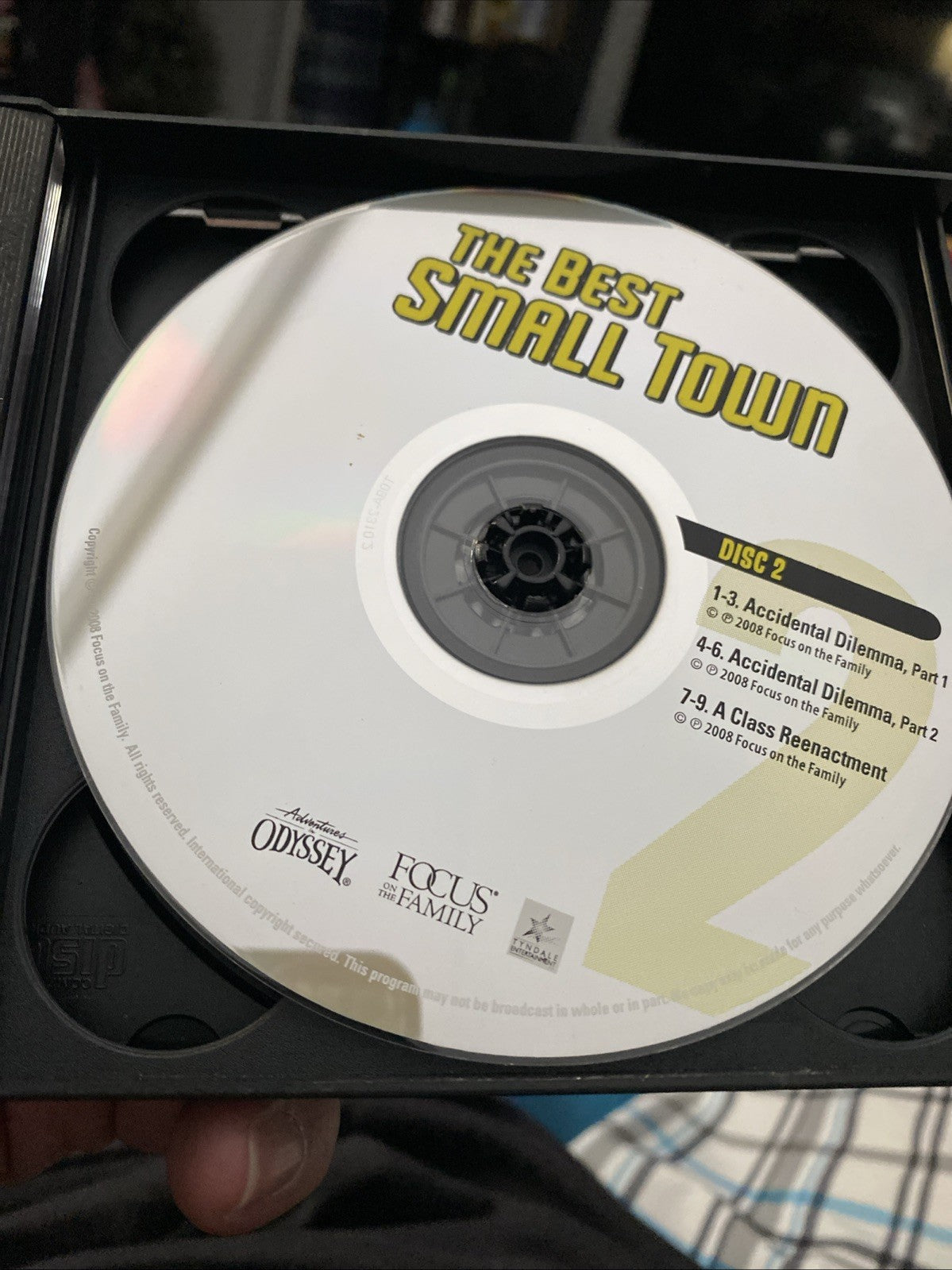 THE BEST SMALL TOWN Adventures in Odyssey #50 4 Audio CDs New/ rear case crack