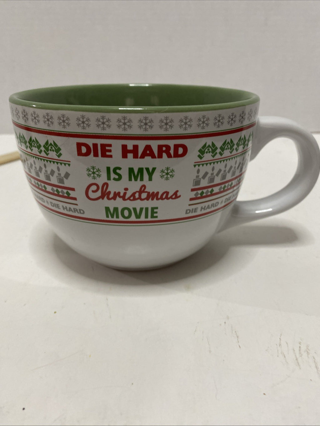 COFFEE MUG DIEHARD IS MY CHRISTMAS MOVIE JUMBO LICENSED 2OTH CENTURY FOX 26OZ 