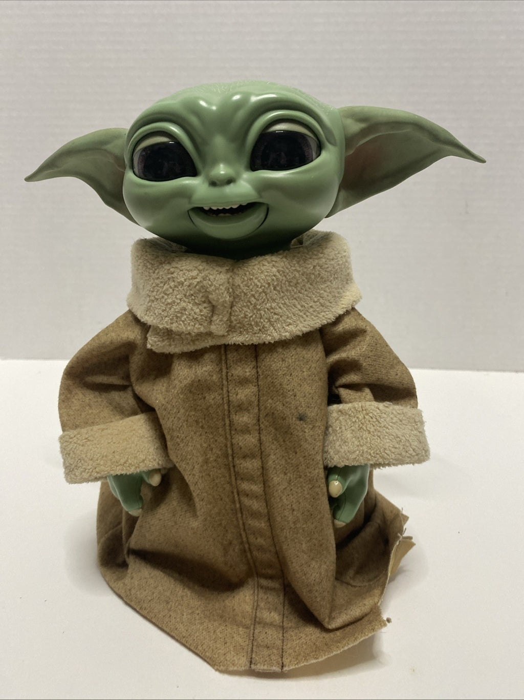 Hasbro Star Wars Talking Mandalorian Baby YODA 8”Grogu The Child 2021 Works