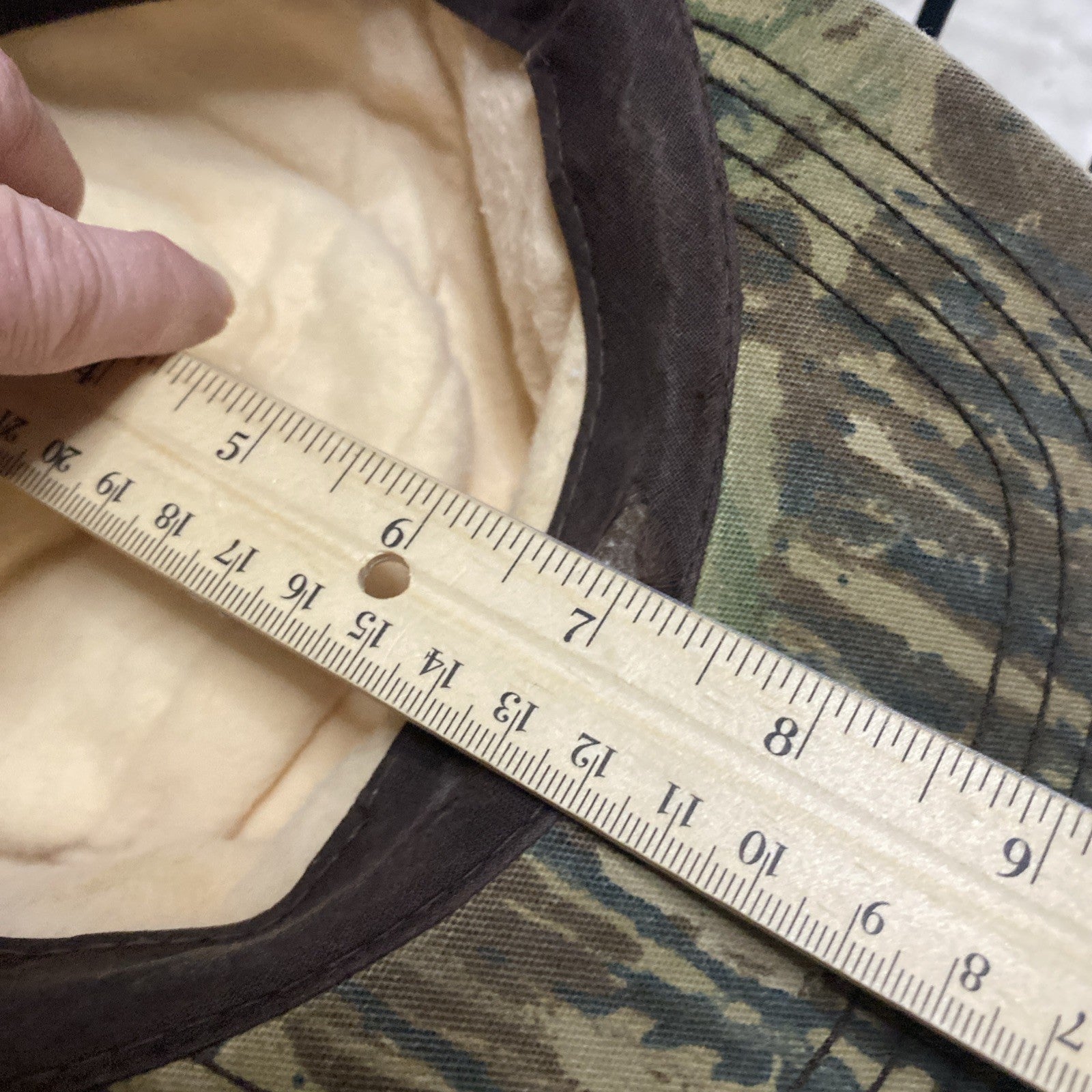 Vtg Camo Hunting Hat w Ear Flaps Made In USA Realtree Lined Large