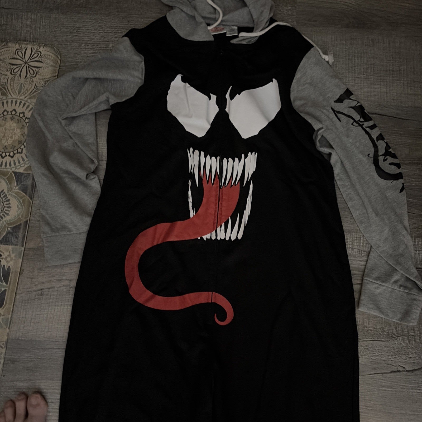 Marvel Adult Large Venom Hoodie Pajama 