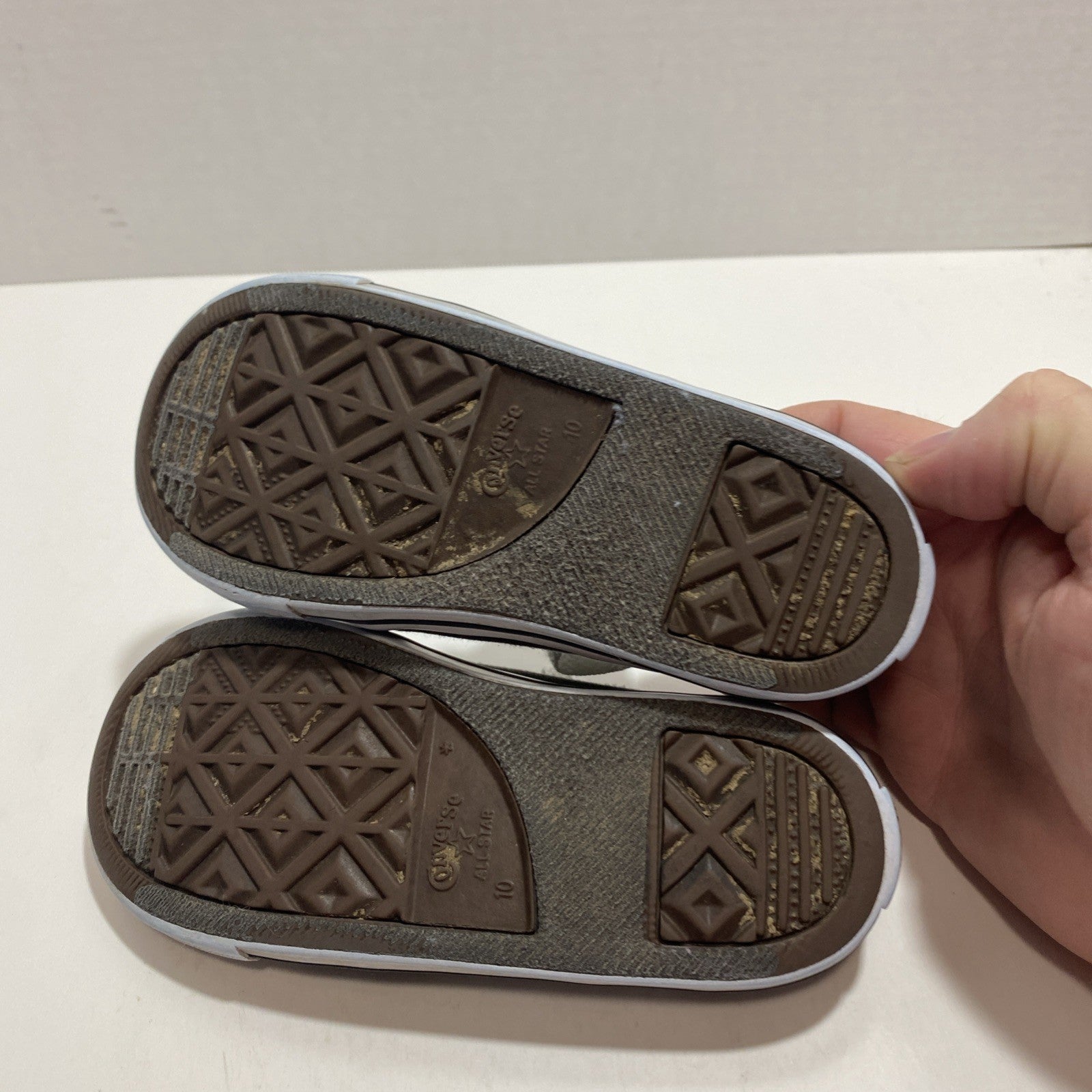 Converse Chuck Taylor All Star Kids Gray Low Top Shoes Size 10