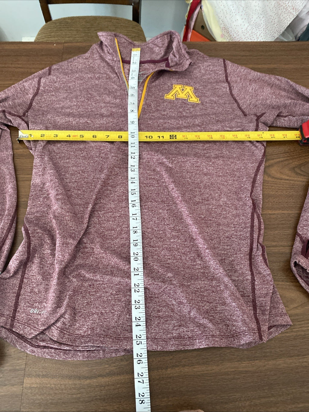 Nike Element 1/4 Zip Top Womens Small University of Minnesota  Dri-Fit Running