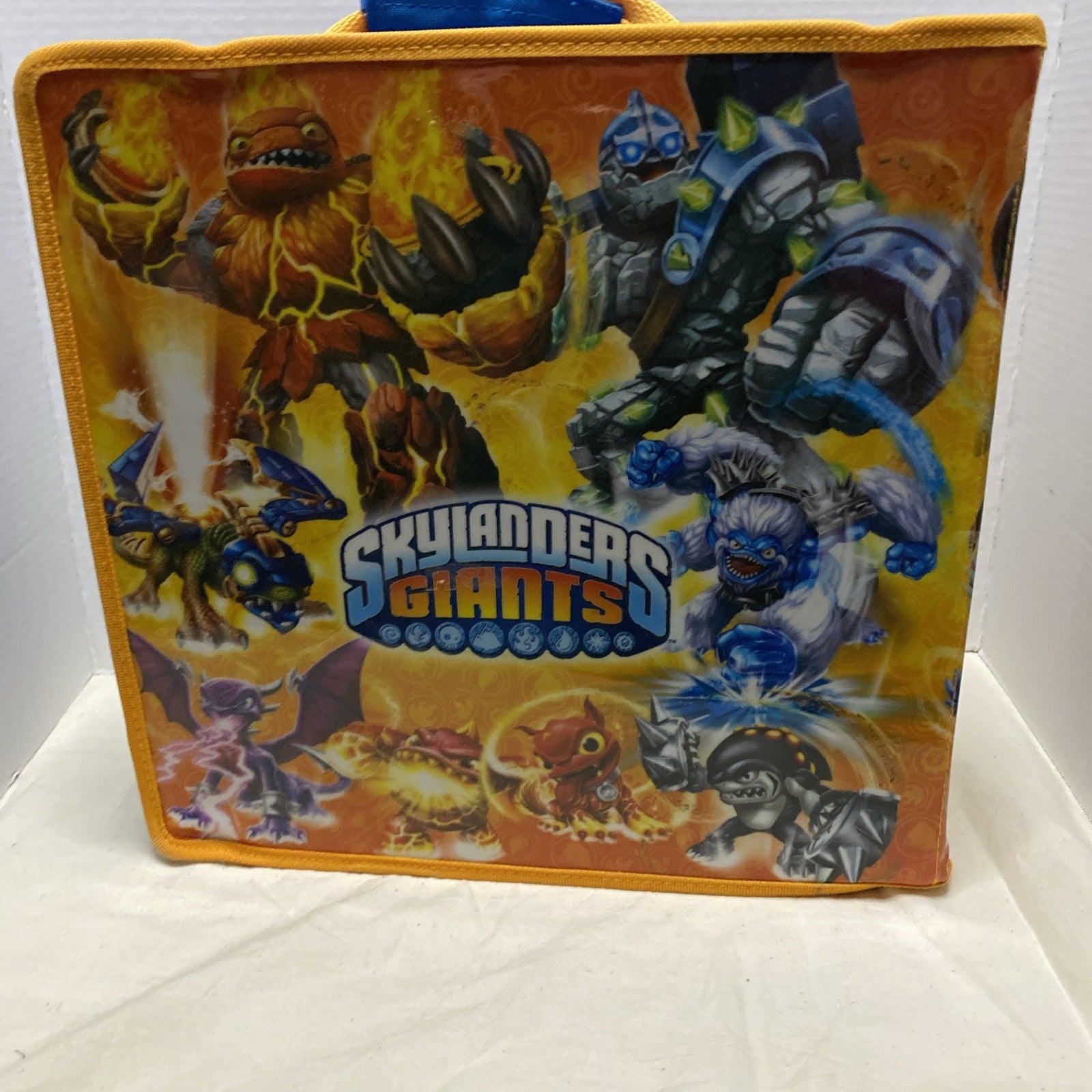 Official Skylanders Giants Carrying Storage, & Display Soft Case 14x13.5