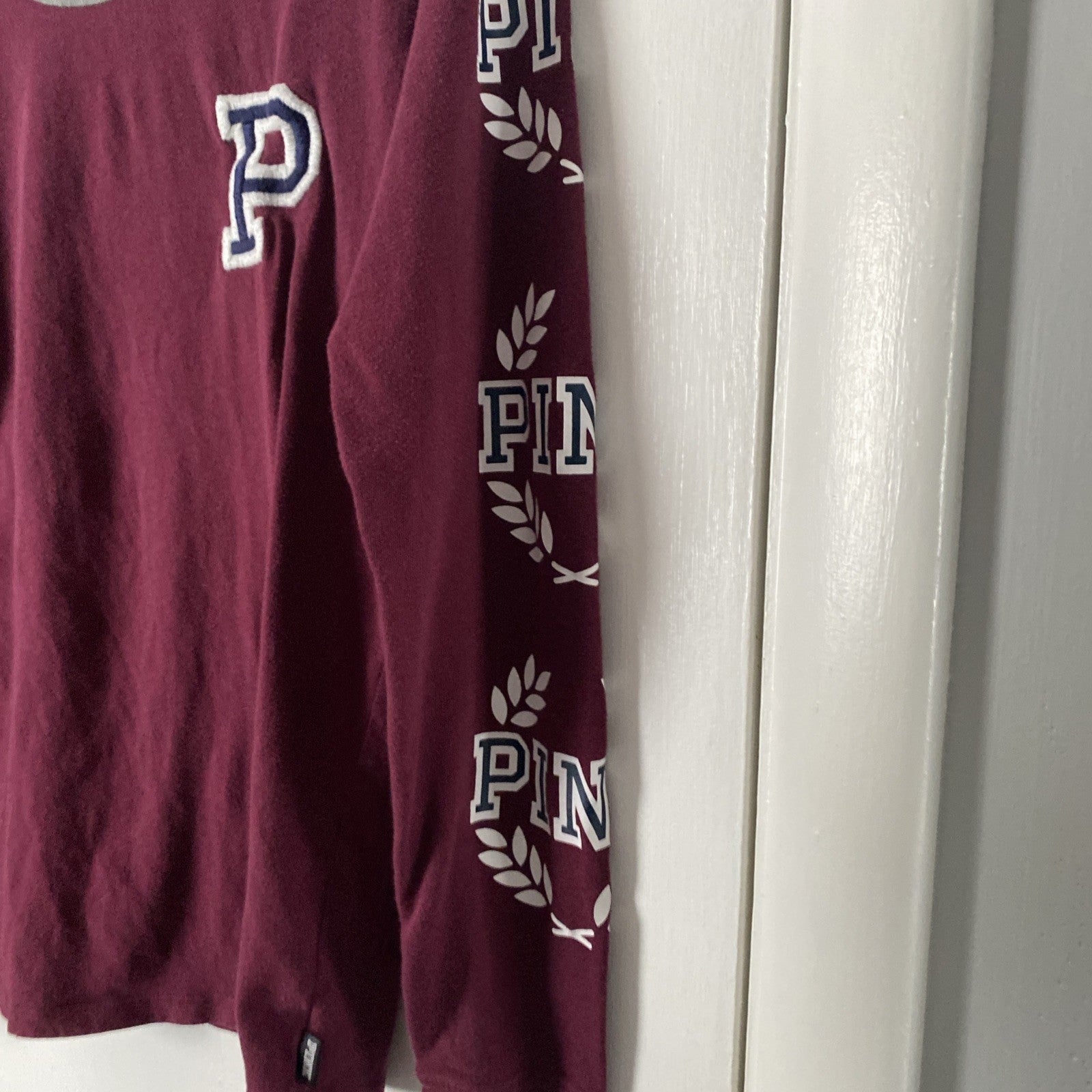 VICTORIAS SECRET PINK CAMPUS LONG SLEEVE TEE TOP loose fit XS. D-13