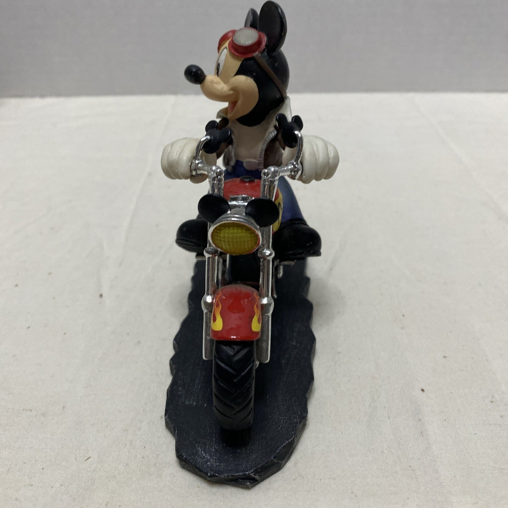 Disney's Mickey and Friends Fun on the Open Road "Leader of the Pack"