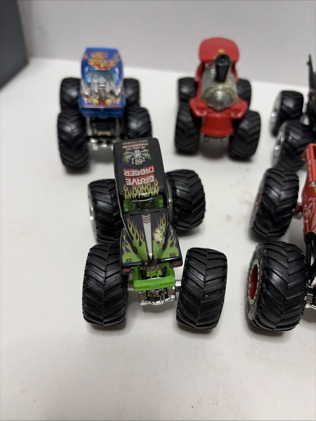 Monster Jam Lot Of 5 Diecast 1:64 Scale Monster Trucks