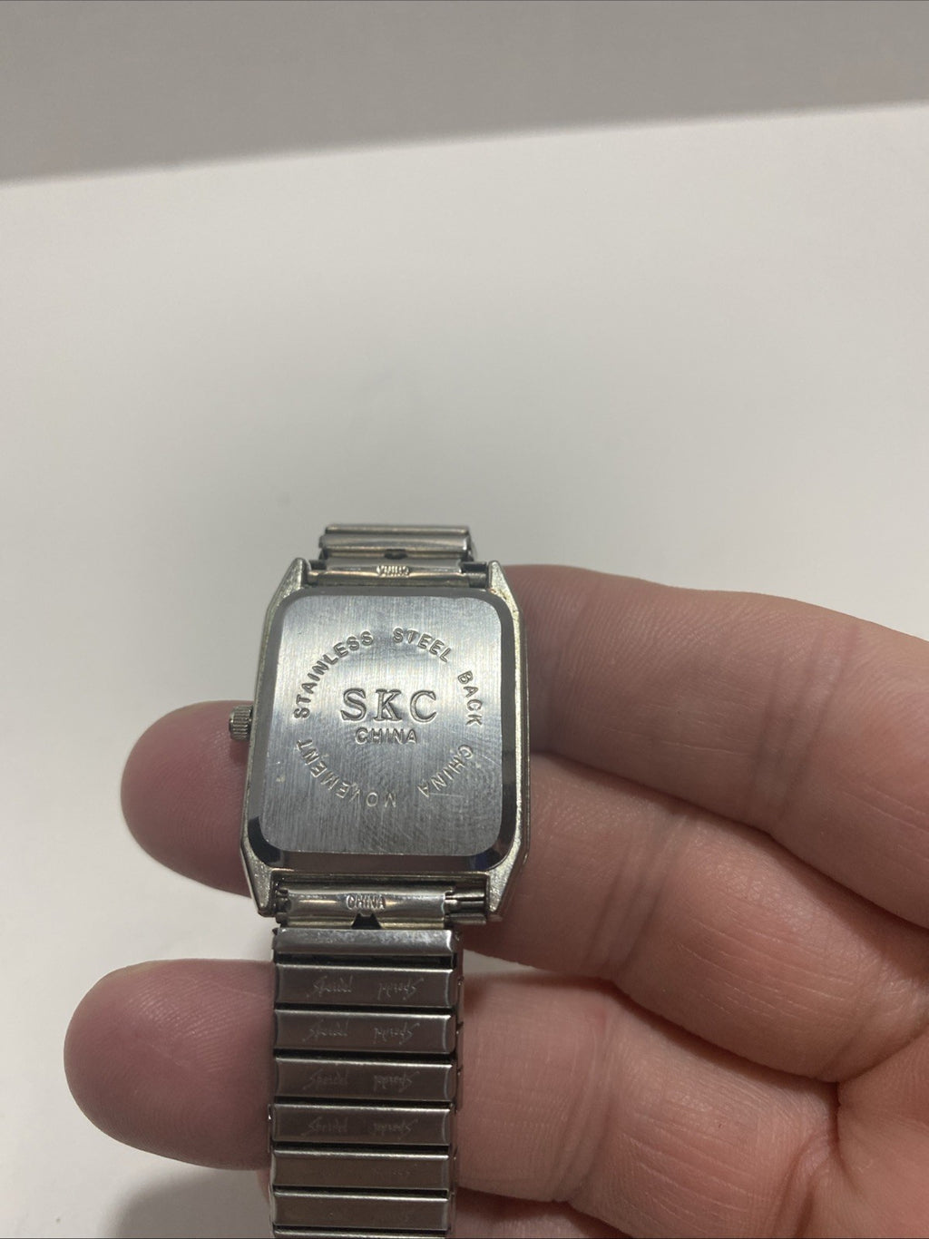 SKC men’s wristwatch quartz flexible wristband needs battery